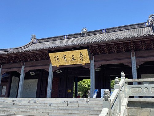 中國建筑文化：寺廟建筑中的園林環境設計
